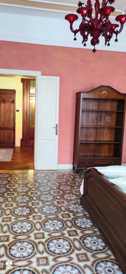 Вилла Residenza Porta Brescia Пескьера-дель-Гарда Экстерьер фото