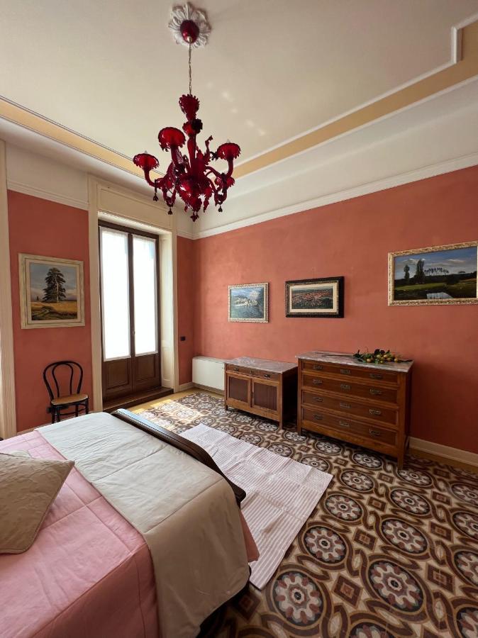 Вилла Residenza Porta Brescia Пескьера-дель-Гарда Экстерьер фото